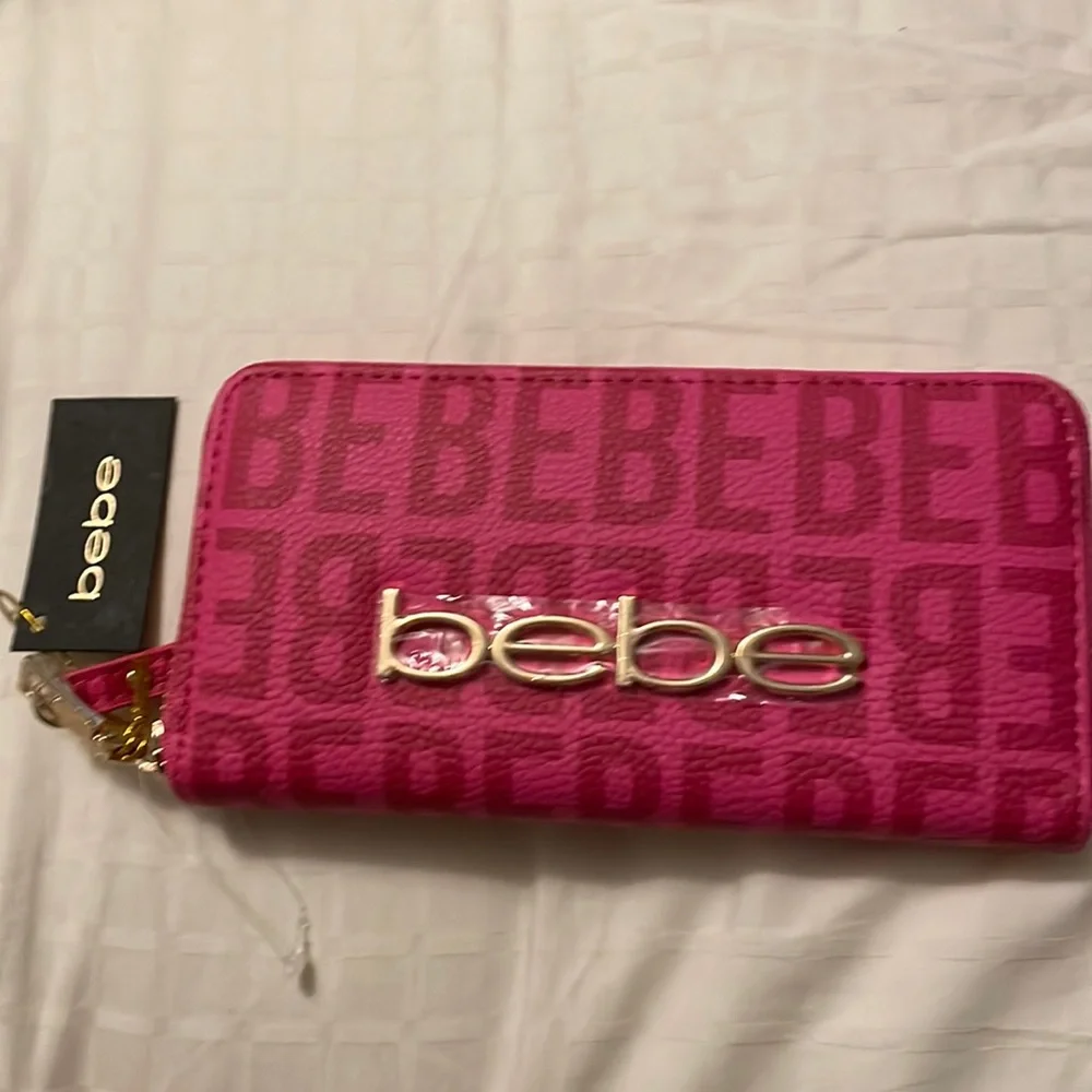 Bebe Wallet - Picture 1 of 8